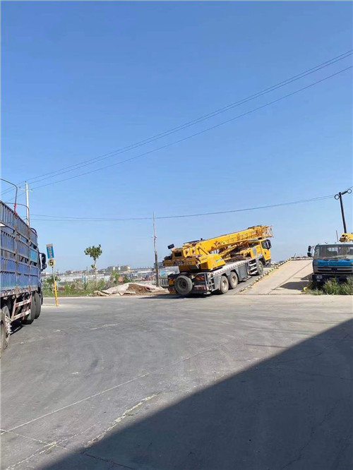 马村区25吨吊车的租赁价格大概是多少？